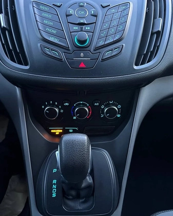 Ford Escape cena 38500 przebieg: 186000, rok produkcji 2015 z Zgorzelec małe 326